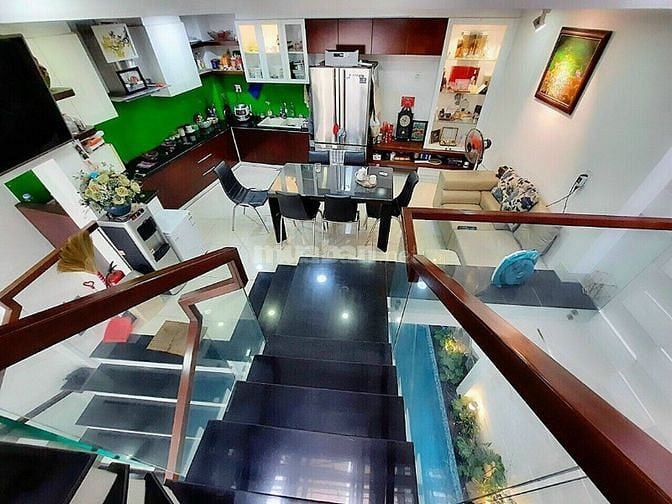 Mặt Tiền Đường 20m q11 ( 5.5 * 23 ) 2 Lầu 19 Tỷ 
