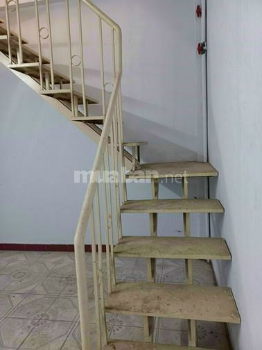 MTKD sầm uất p.Tân Quý 4x18m 1 gác 3pn KD tự do