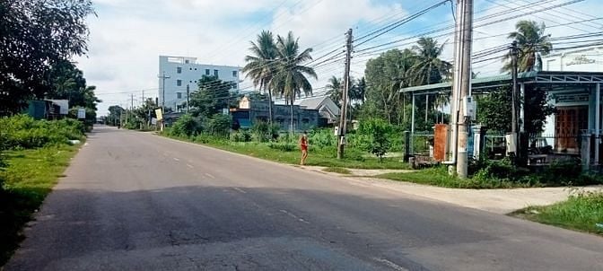 Chủ cần bán lô 250m2 thổ cư, 10x25m, khu dân cư đông đúc, trường học