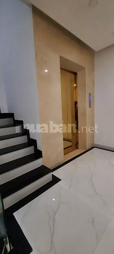 Mặt Tiền 6 Lầu Thang Máy 4,2x25(100m2) Hoa Hồng thu nhập 130tr/Tháng