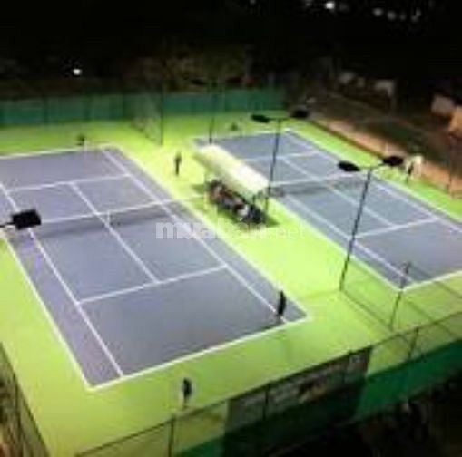 Tuyển nhân viên  nhặt bóng Tennis, hoặc kiểm soát vé 
