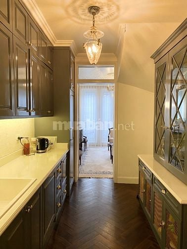 Cho thuê 3 căn nhà riêng ngõ oto phố văn cao ,quận ba đình 