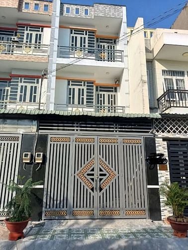 CHỦ NGỢP CẦN BÁN NHÀ THỦ ĐỨC GẦN SIÊU ĐÔ THỊ VẠN PHÚC CITY GIÁ 2TỶ450 