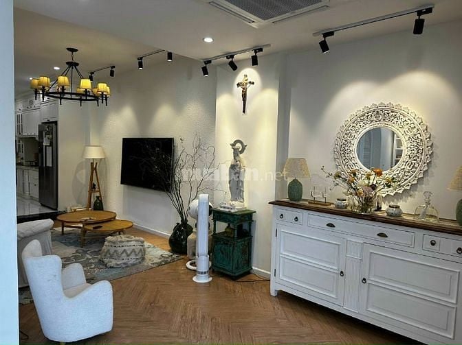 Biệt Thự VIP Nguyễn Văn Trỗi Phường 15 Quận Phú Nhuận , 9x20m , 42 tỷ