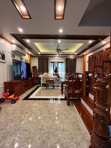 Bán nhà Đền Lừ Phân lô oto vào nhà 50m2 x6T MT 5m 10.5 tỷ