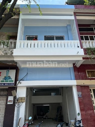 Cần tiền bán gấp nhà cuối năm mặt tiền Hồng Bàng