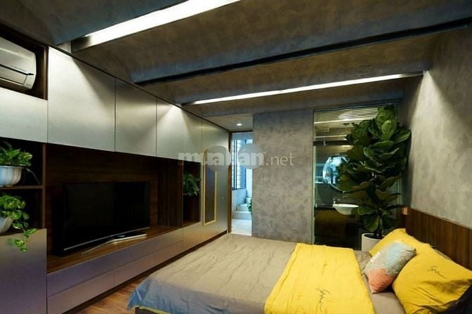 Bán gấp biệt thự quận 11 giáp quận 10. DT: 9.5mx28m,nhà 3 lầu .