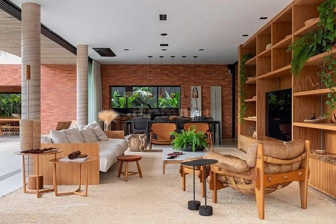 Chính chủ bán nhà Mặt phố ngõ Trạm giá 40 tỷ,85mx7 tầng,Kinh doanh lớn