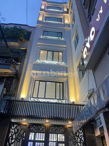 Bán khách sạn 2 sao Phường 14, Quận 10, vị trí đẹp, giá tốt