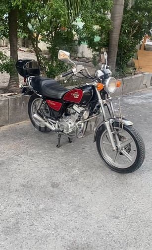 Bán xe moto honda custom cm 125cc biển sài gòn chính chủ 
