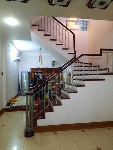 Bán nhà Quan Hoa 65m 4t mt4.7m chỉ 5.6 tỷ Cầu Giấy