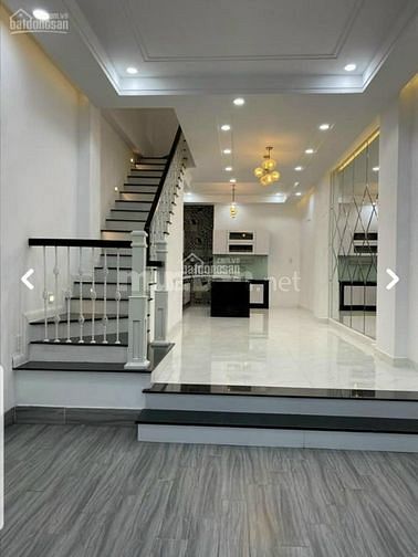 Bán gấp nhà phô Đội Cấn giá 3.59 tỷ, 28mx 6 tầng, ngõ gần, có sổ