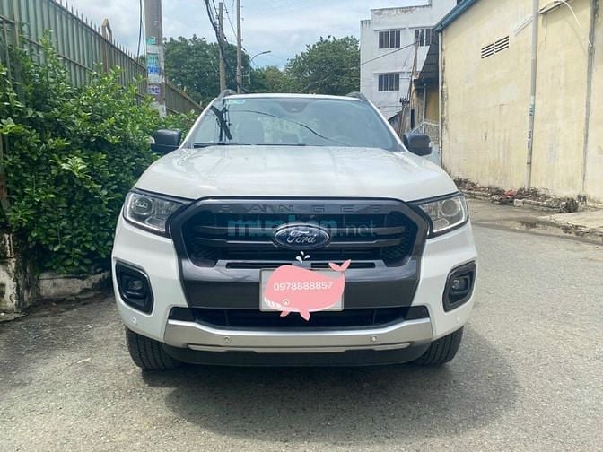 KẸT TIỀN BÁN GẤP XE FORD RANGER WILDTRAK 2.0L4x4