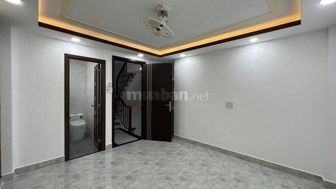 Bán gấp nhà Quận10, đường Hòa Hưng, 50m2, 5 tầng, 6pn, giá 8,9tỷ
