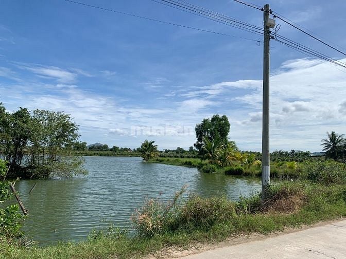Bán 2 sào đất CLN trung tâm TT Ma Lâm, cách nút giao cao tốc 10 phút