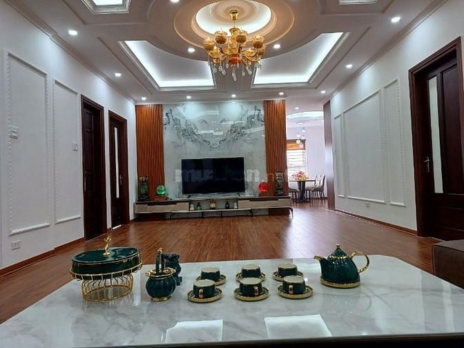Tôi bán căn hộ CT1 Vimeco II Nguyễn Chánh, Cạnh BigC Thăng Long; 4 PN