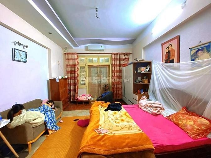 Bán căn Tập thể Nam Thành Công, Tầng 2 75m 2PN nhà đẹp ở luôn