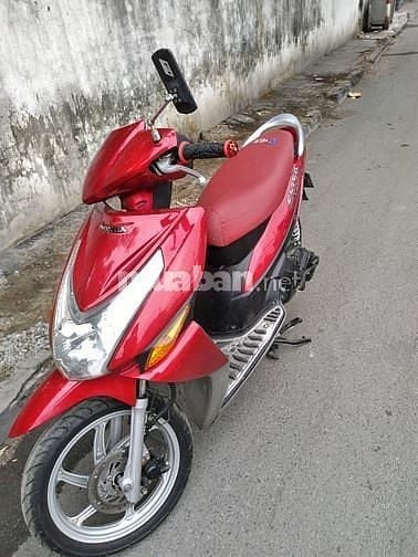 CẦN BÁN XE MÁY Honda Click đời chót màu đỏ, nguyên bản, 10,5 TRIỆU