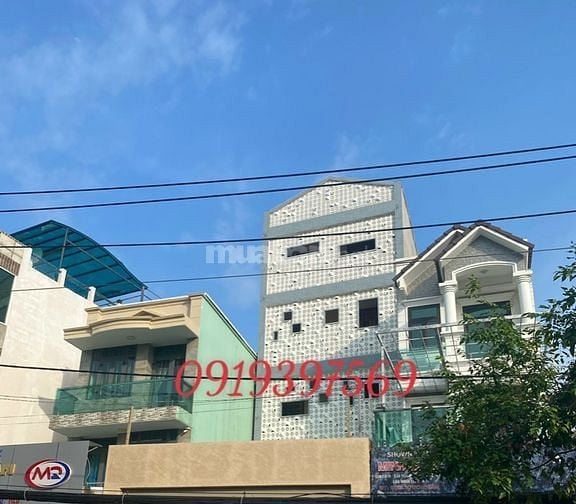 Cho thuê nhà MTKD Linh Đông, TĐ.dt:10*25. Kc 4 lầu. Giá 60triệu.