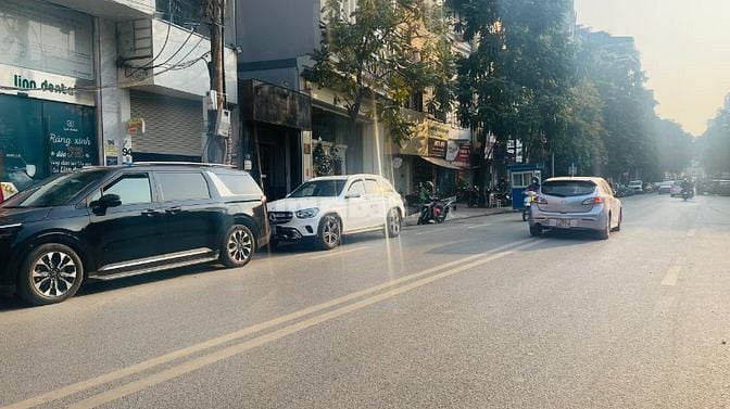 Mặt phố Trường Chinh, 80m,mt 8m, bán gấp 30 tỷ, 0984428666