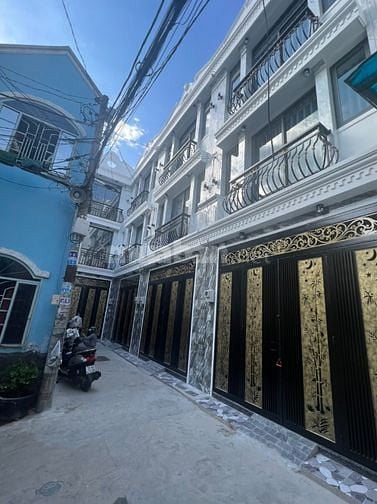 Nhà bán 1 trệt 2 lầu - 4.3m x 9m tại Phan Huy Ích giáp Tân Bình