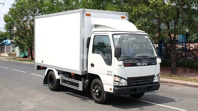 Công ty chạy tuyến cố định sân bay tuyển lái xe