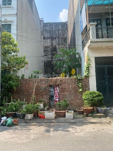 Mảnh đất phân lô Phố Mai Dịch vuông vắn, ôtô tránh chạy vòng quanh 50m