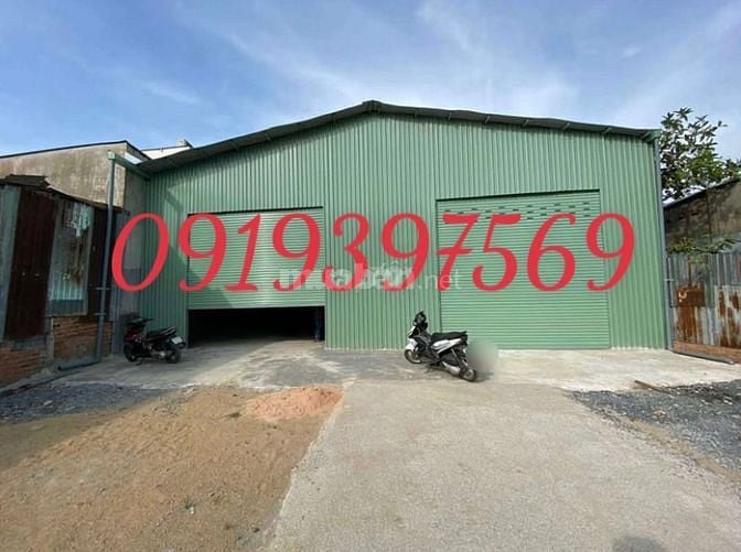 Cho thuê MTKD Đường Quốc Lộ 1K, TĐ. Dt:380m2. Giá 20 triệu.