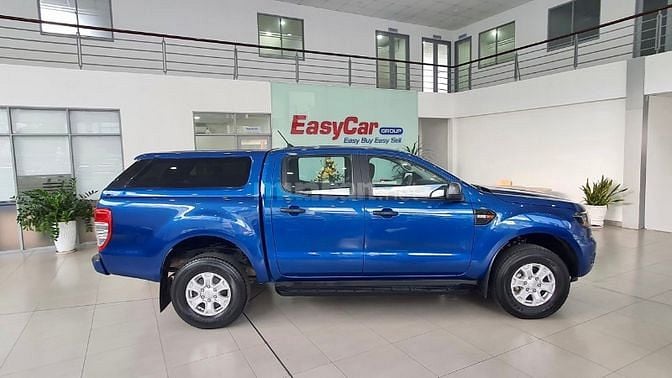 Ford Ranger XLS MT 2019 chất như nước cất