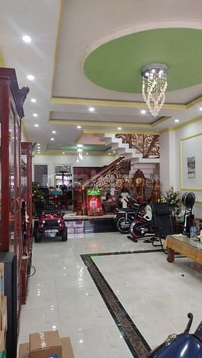 BÁN nhà Trịnh hoài Đức-vĩnh hòa-DT124m2-đường 20m-3 tầng-chỉ 6t5.