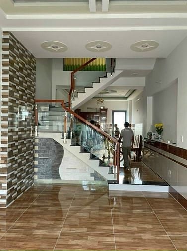 Bán nhà trệt 3lầu 80m2 phường Phước Long B Q9