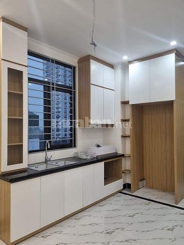Bán nhà ngõ 266 N V Cừ Long Biên 40m 4T oto ,KD, nhỉnh 4 tỷ .
