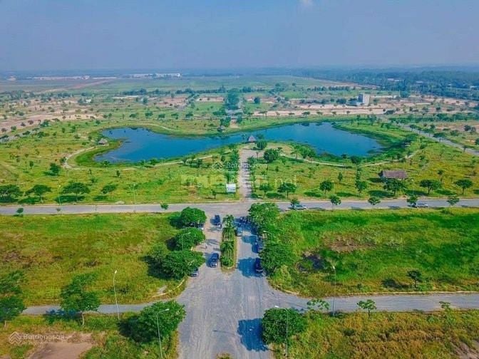 Bán đất biệt thự( xây dựng tự do), sổ hồng riêng ,Đường TL8,KDTDaresco