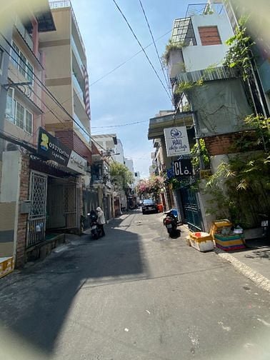 Bán nhà góc 2MT 220 Lê Văn Sỹ, Q,3. DT: 78m2, gồm H,lửng,3L,ST giá 19T