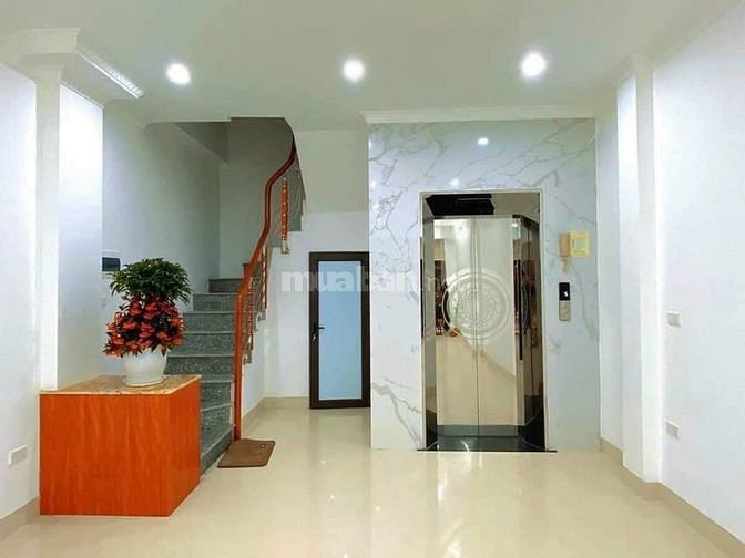 Phạm Văn Đồng - 4,6Tỷ - Mới Đẹp - Thang Máy Xịn - ĐẤT LỘC HỢP K DOANH