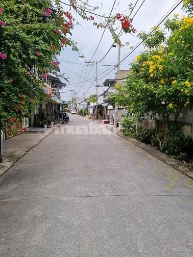 Bán lô đất full thổ cư, hẻm xe hơi nguyễn bình, 5x21, XD ngay,sổ riêng