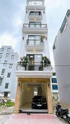 Nhà vịp tái định cư Ngọc Thụy DT 45mx 6 tầng thang máy 