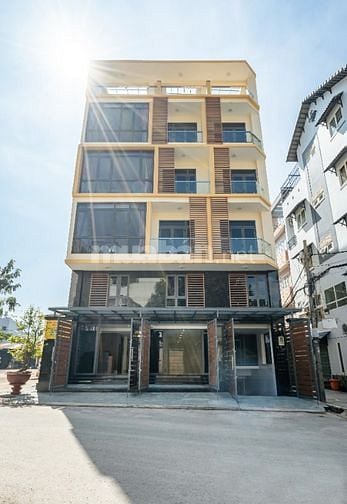 CHO THUÊ CĂN HỘ DỊCH VỤ MỚI XÂY  VTOWER FULL NỘI  THẤT