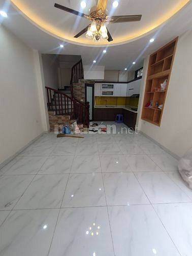 Bán nhà đẹp, ở ngay Đội Cấn- Ba Đình,lô góc, 30m2-5T-MT4m-3.75 tỷ.