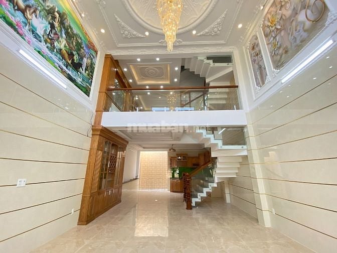 BÁN NHÀ 5,5X15 SIÊU TO HẺM NHỰA10M SIÊU RỘNG. NHÀ MỚI ĐÚC 4,5 TẤM