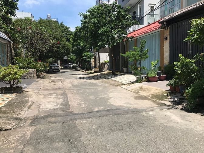 CHÚ SÁU GỬI BÁN LÔ ĐẤT MT HẺM LÊ ĐỨC THỌ P15 GÒ VẤP 2TỶ6/78 m2. TC100%
