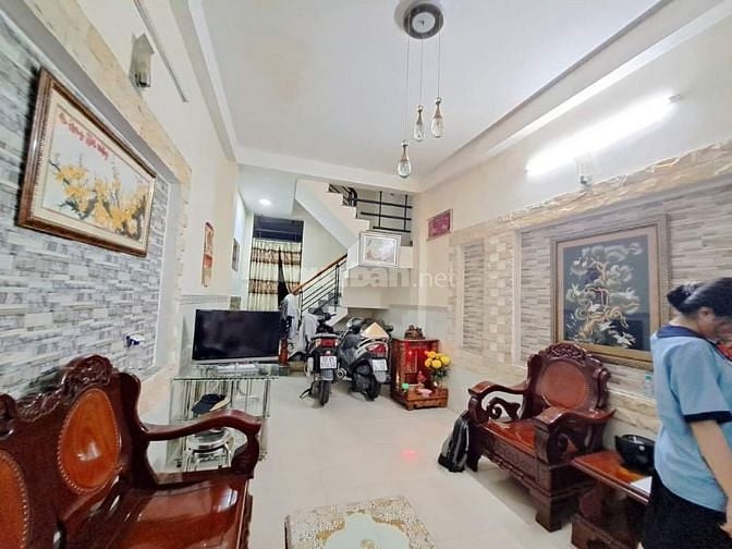 55M2 4T LÊ VĂN SỸ QUẬN 3 GIẢM 1 TỶ CÒN 5.4 TỶ GẦN MẶT TIỀN