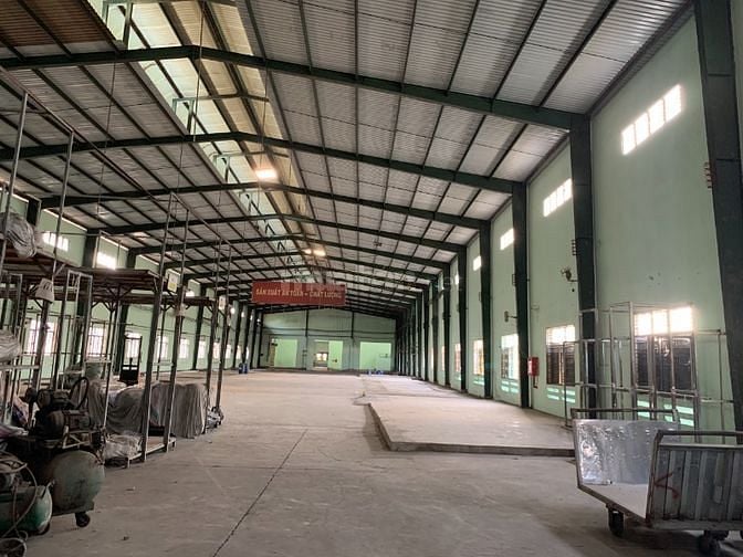 Nhà xưởng cho thuê 4000m2, Đường Nguyễn Văn Quá ( vào 250m), Quận 12