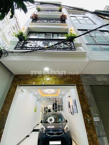 Bán Gấp nhà 40m2 5t 6.38 tỷ Nguyễn Trãi, ô tô vào nhà, tặng nội thất