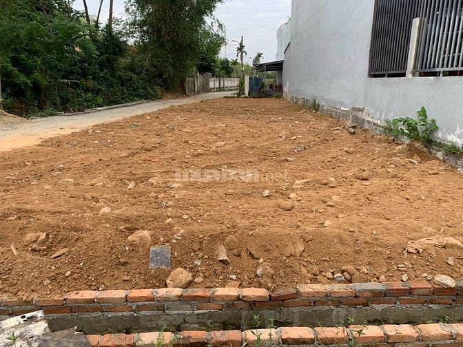Cần Bán Đất 2 M Tiền Đường bê tông (3,5 m )