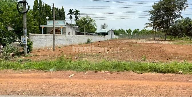 BÁN LỖ 15X40= 600M2 ĐẤT, T.CƯ 300M MẶT TIỀN 18M NGAY KCN DÂN ĐÔNG. 1TỶ