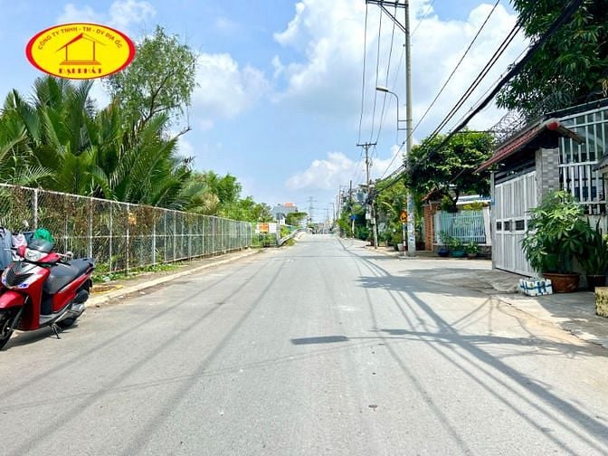 Bán đất hẻm 1368 Phước kiển nhà bè 6x13.4m giá 4,7 tỷ ( sổ )