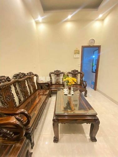 HOT Cần bán gấp nhà Phố Cự Lộc 45m2. Chỉ 5.5tỷ. Lô góc, ngõ 3 gác chạy