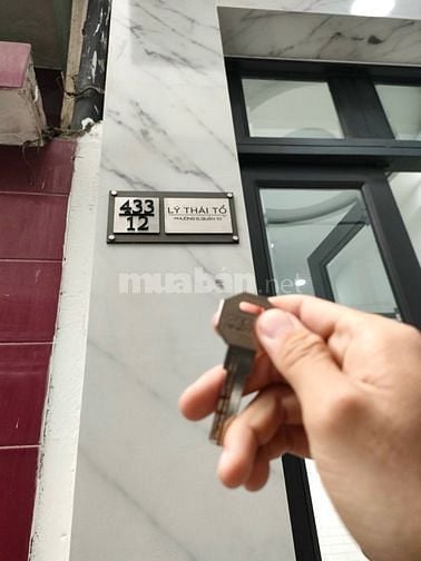 433/12 LÝ THÁI TỔ P9 Q10 - NHÀ ĐẸP SÁT MẶT TIỀN 