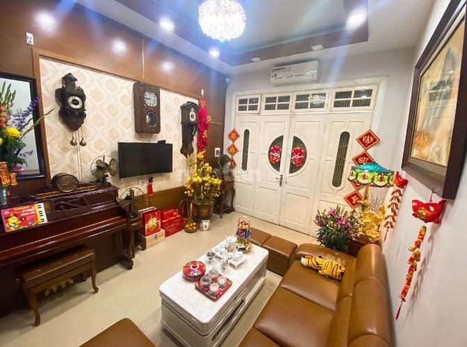 Chính chủ bán nhà Bạch Mai, Thanh Nhàn, 30m2, 5 tầng, mặt phố giá tốt